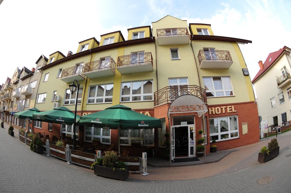 Secession Hotel Leczna المظهر الخارجي الصورة