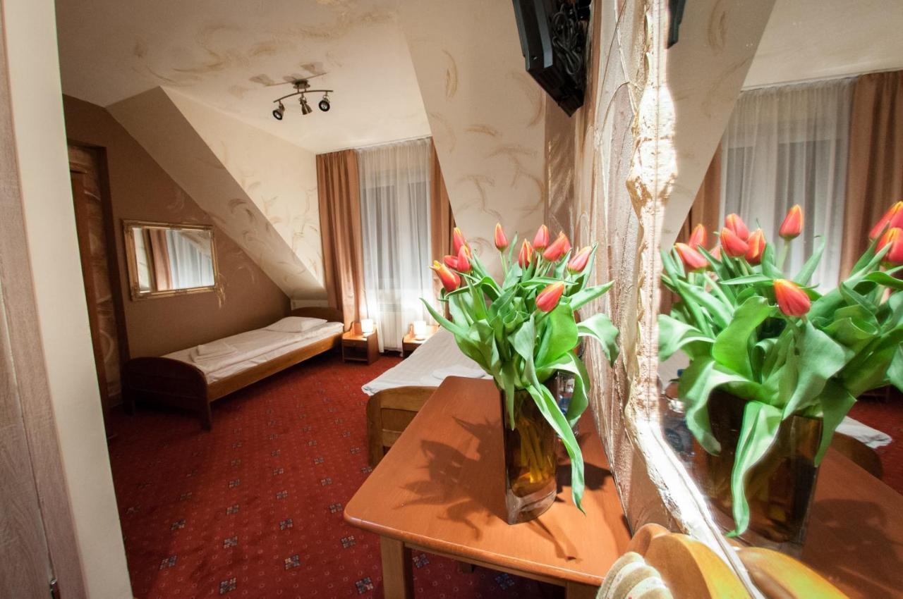Secession Hotel Leczna المظهر الخارجي الصورة
