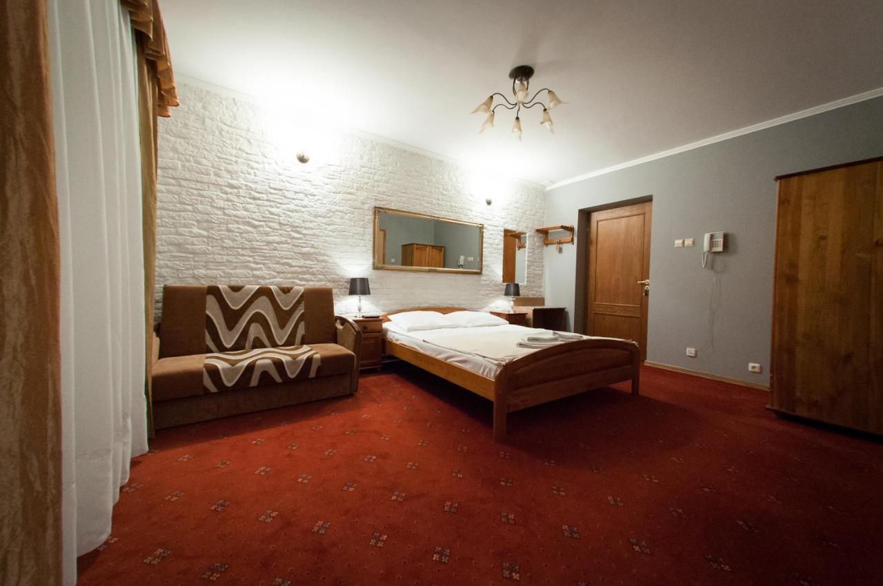 Secession Hotel Leczna المظهر الخارجي الصورة